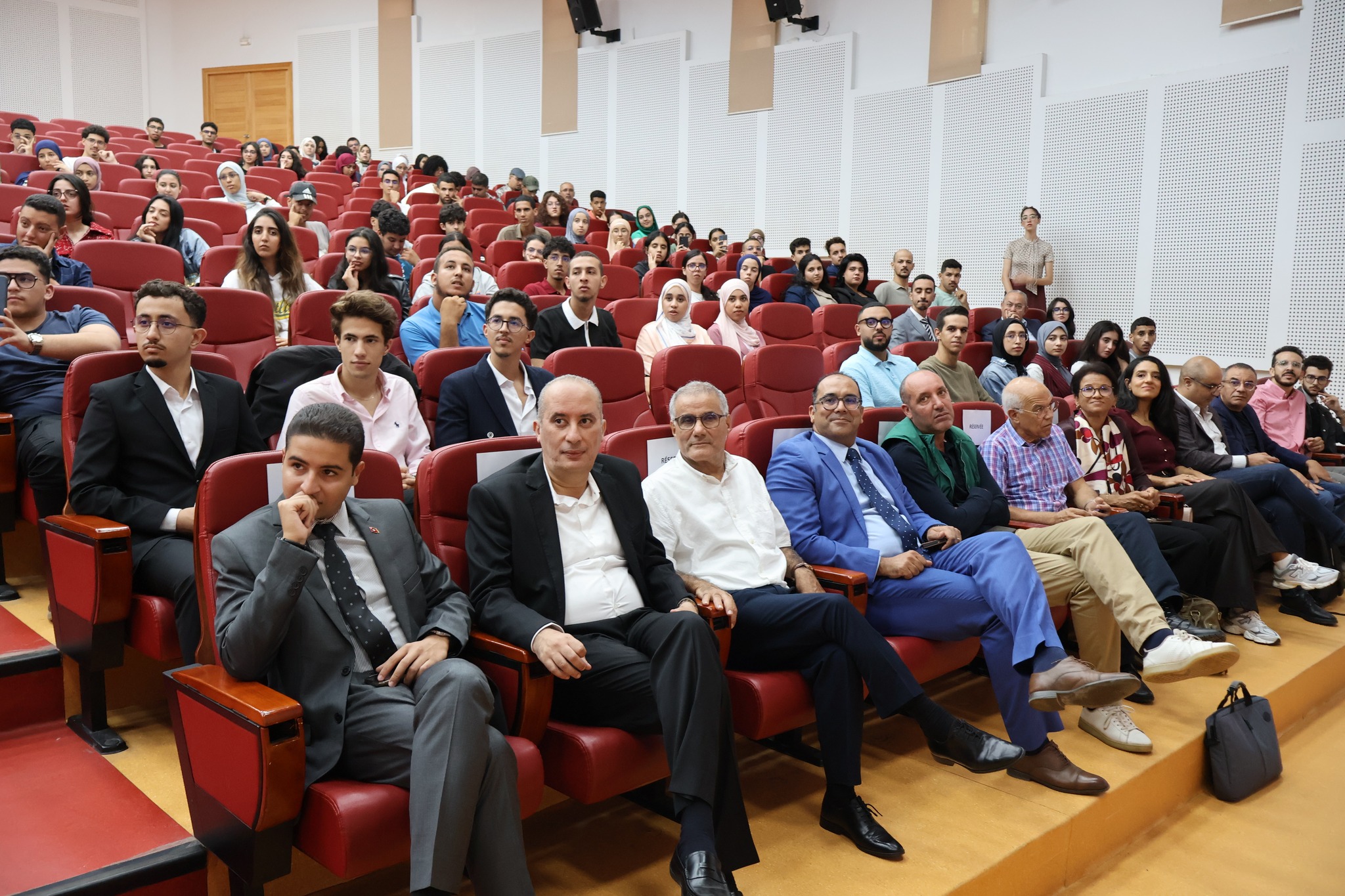 Le Ministre Karim Zidane à l’ENSAM Rabat : un dialogue ouvert avec la jeunesse marocaine