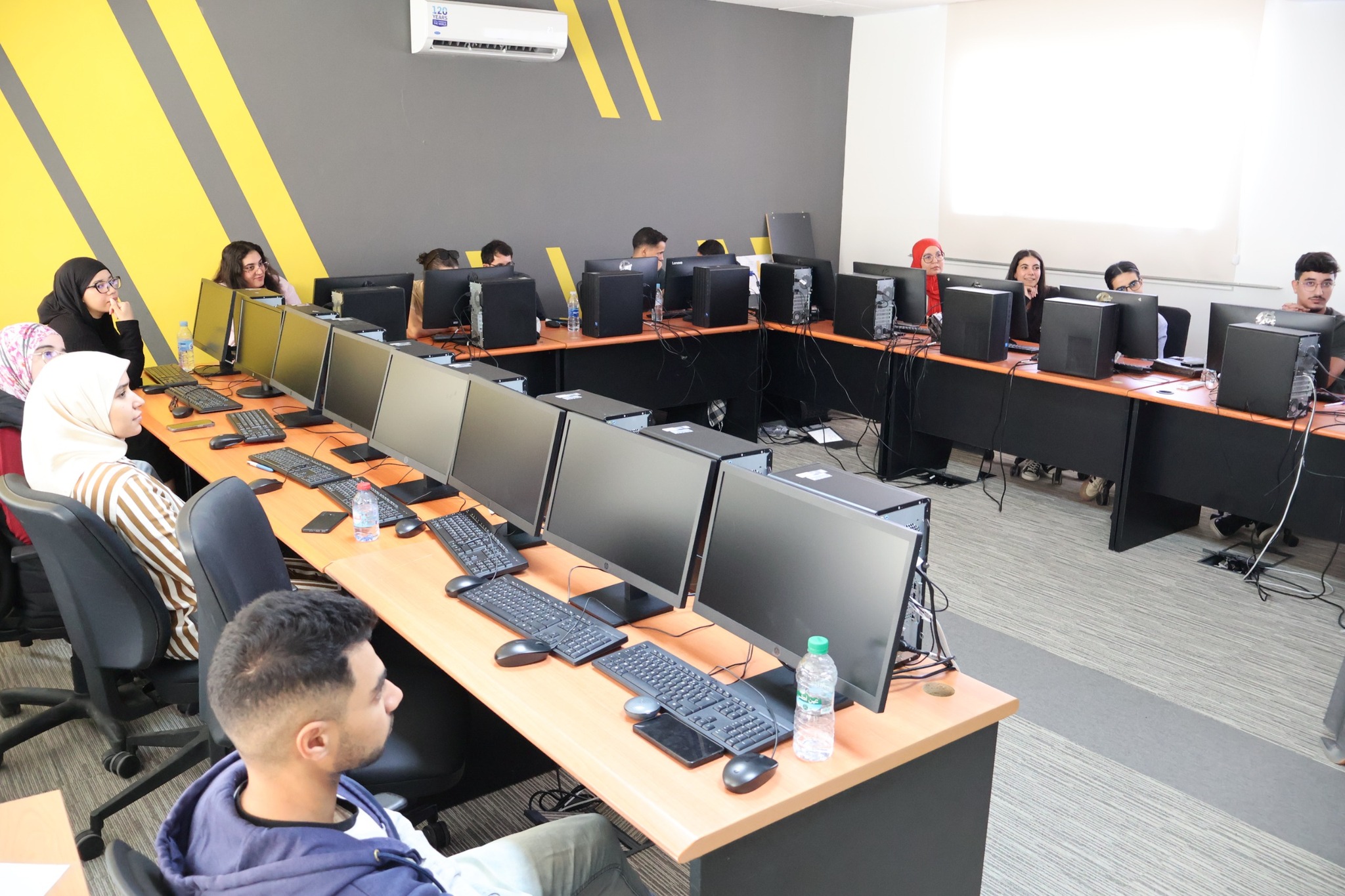 Début des Formations en Fullstack, Cybersécurité, SAP et ABAP : Un Lancement dans un Esprit de Convivialité et d'Enthousiasme.